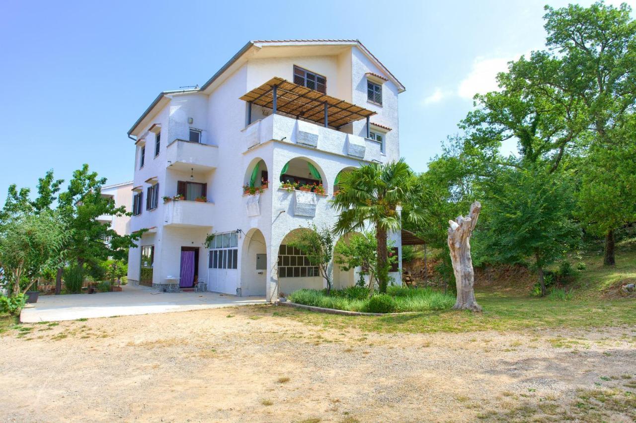 Apartman Mihael Malinska Extérieur photo