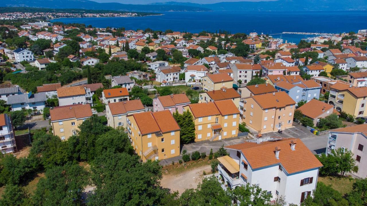 Apartman Mihael Malinska Extérieur photo