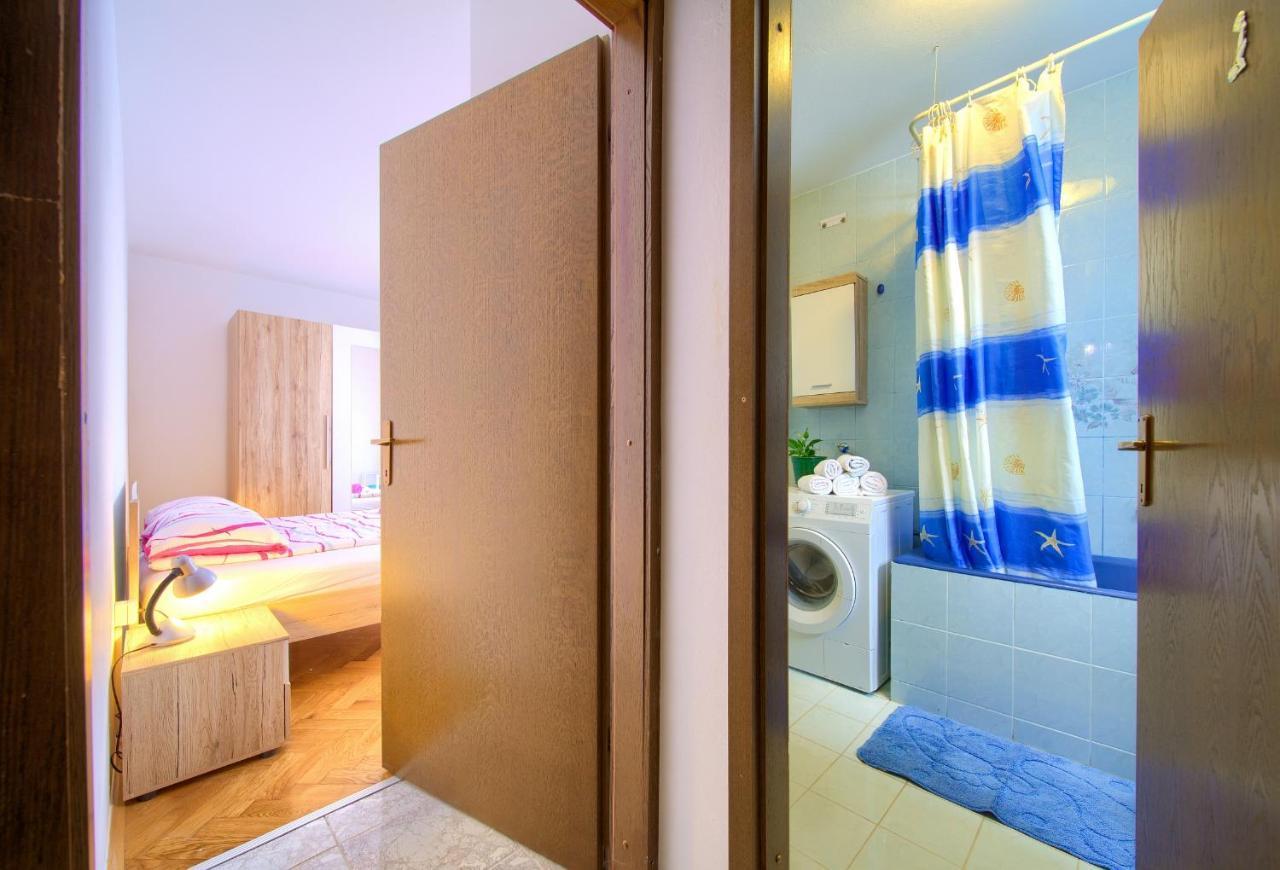 Apartman Mihael Malinska Extérieur photo